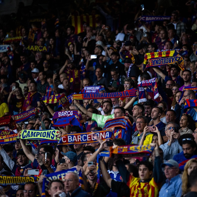 Barcelona fans (Photo Credit: Barcelona X handle)