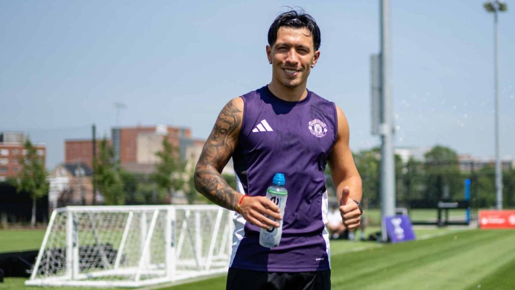 Lisandro Martinez (Photo Credit: Manchester City via X)