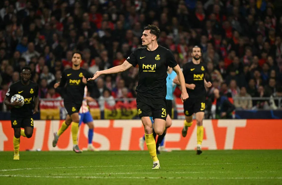 Ross Sykes header brings Union SG back from the brink (Photo Credit: UEFA Media)