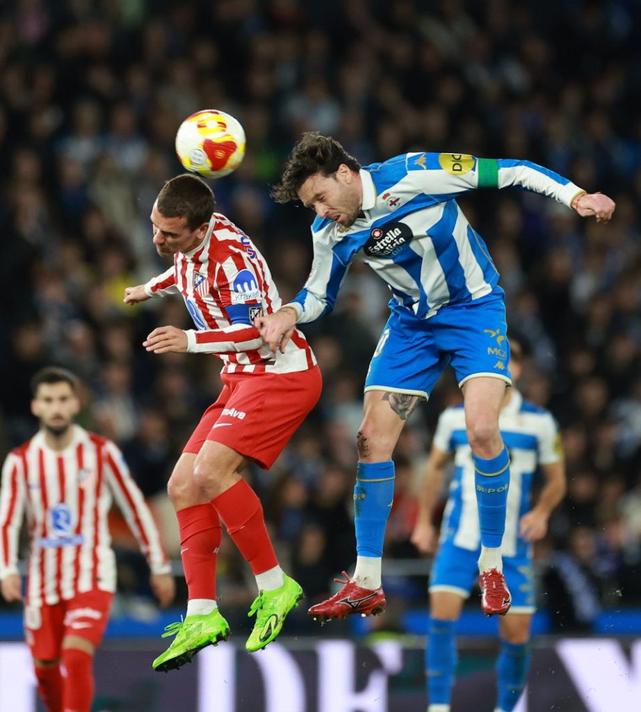 Antoine Griezmann and Jose Jurado (Photo Credit: RC Deportivo via X)