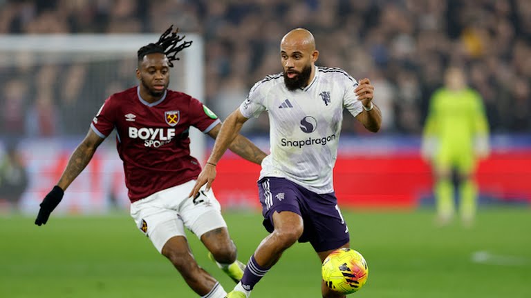 Manchester United's Bryan Mbeumo in action with West Ham United's Aaron Wan-Bissaka - Photo Credit : Reuters