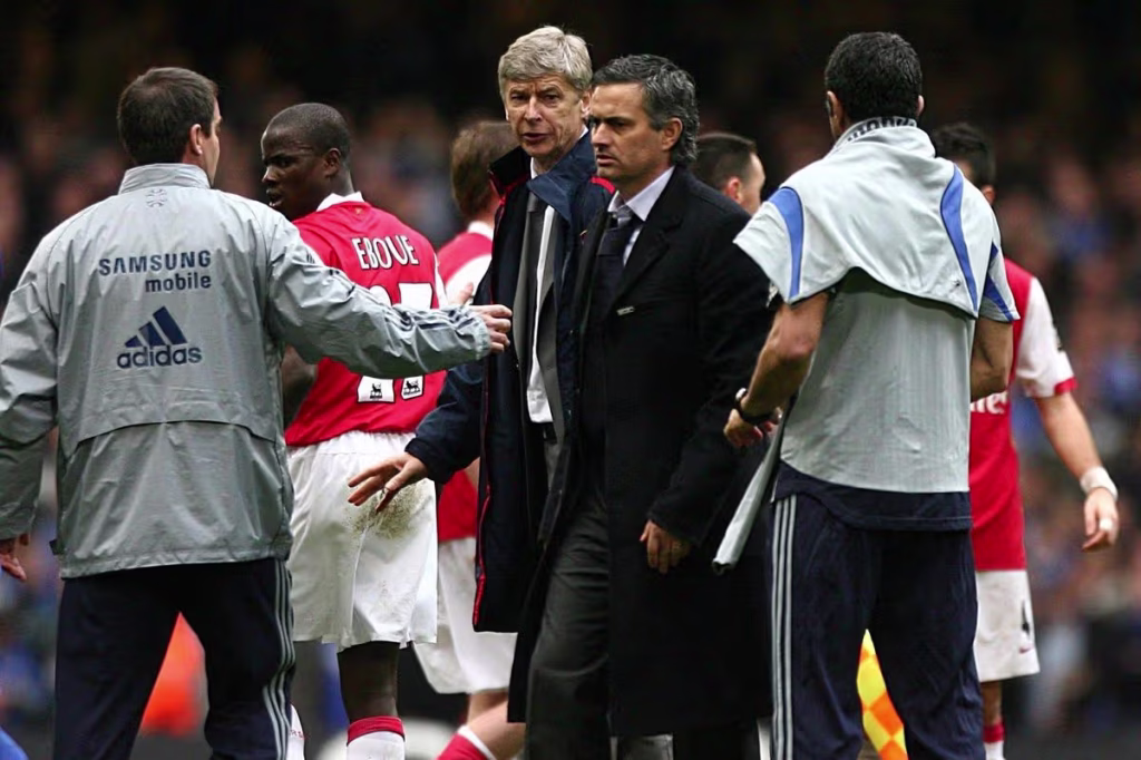 José Mourinho led Chelsea against, Arsenal - Photo Credit : Mirror