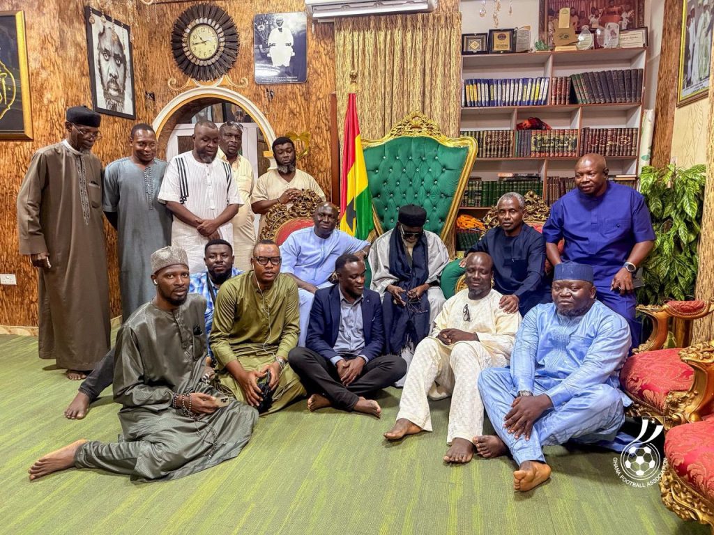 Ghana officials (Photo credit: Ghana media)