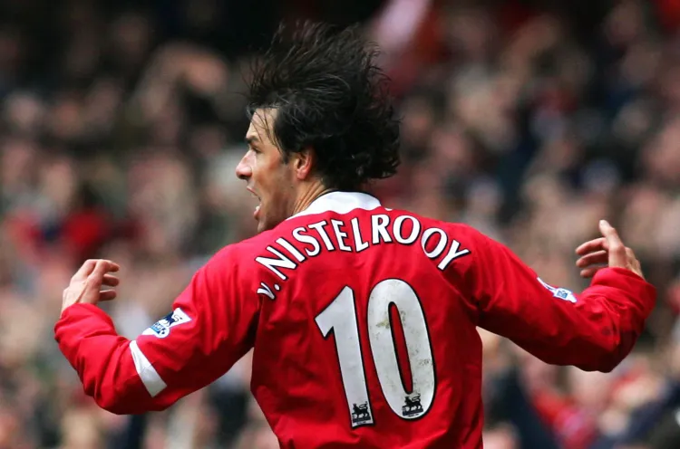 Van Nistelrooy. (PHOTO CREDIT: thebusbybabe.sbnation MEDIA)