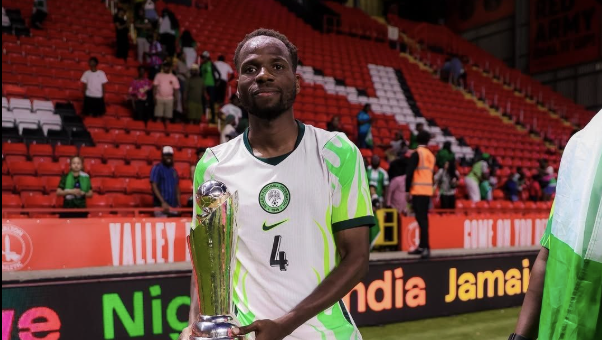 Alhassan Yusuf Celebrating winning the Unity Cup - Photo Credit : Softfootball Media
