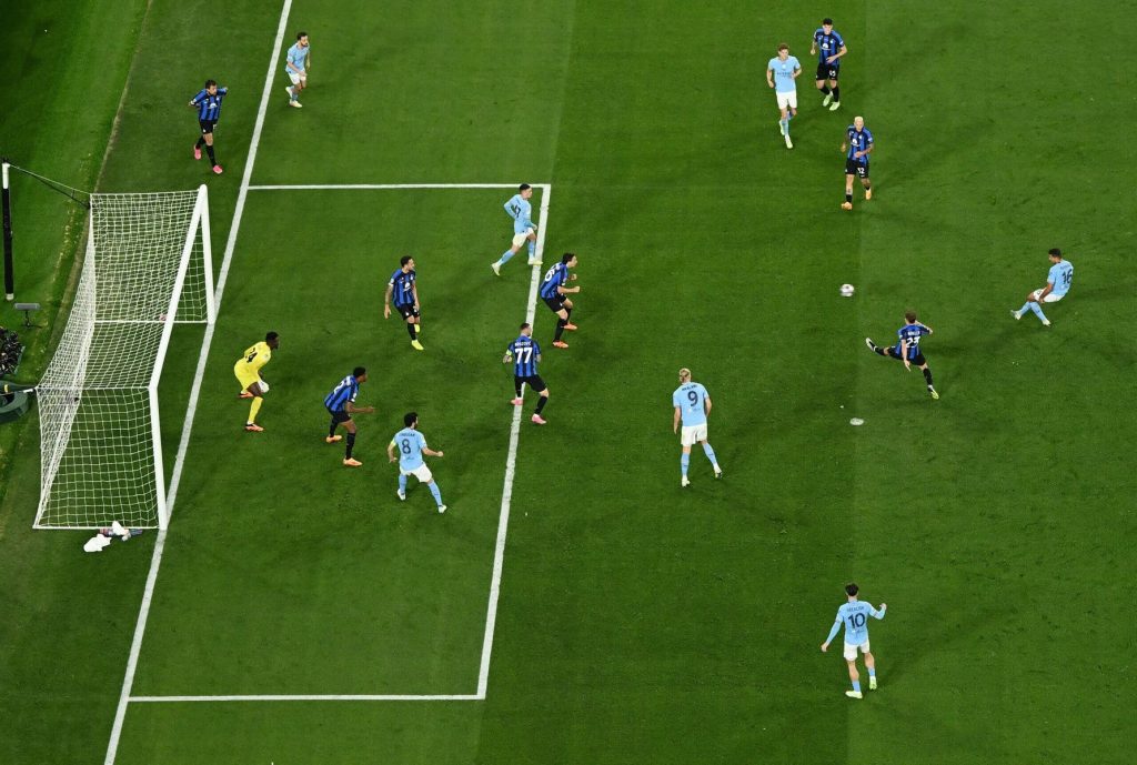 Rodri scores historic winning goal in the 2023 champions league final for manchester city - Photo Credit : The New York Times