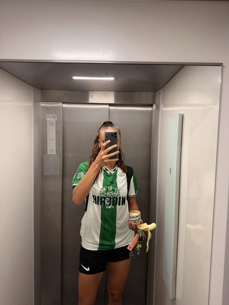 Ashleigh Plumptre wearing Nigeria retro jersey - Photo Credit : Ashleigh Plumptre, Instagram