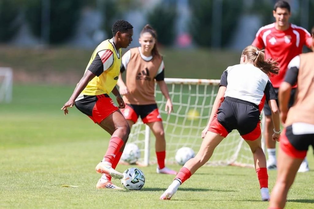 Janet Akekoromowei Completes First Training Session With Benfica - Photo Credit : Benfica Women, X