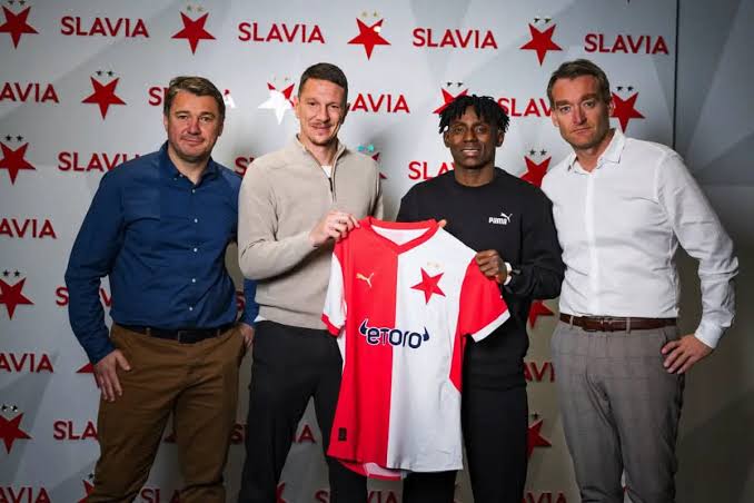 Slavia Prague signs Nigerian midfielder David Moses