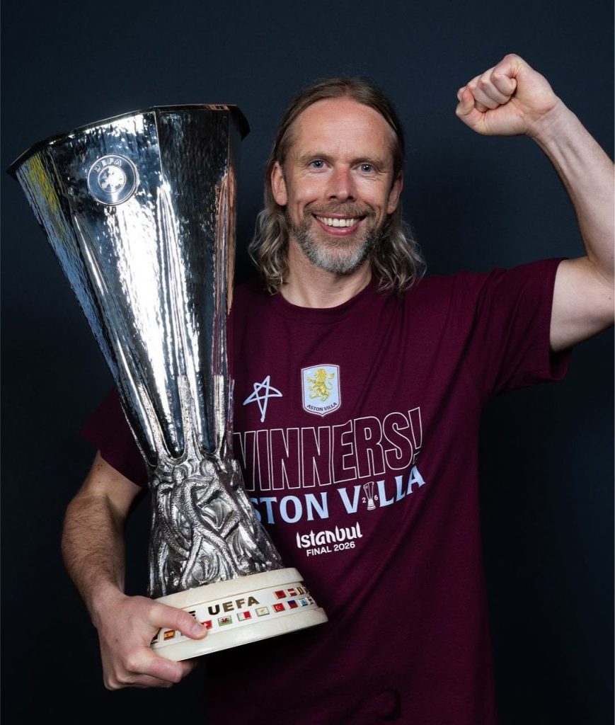 Austin MacPhee is 𝐋𝐄𝐀𝐕𝐈𝐍𝐆 Aston Villa to join Chelsea (Photo credit: Aston villa media)
