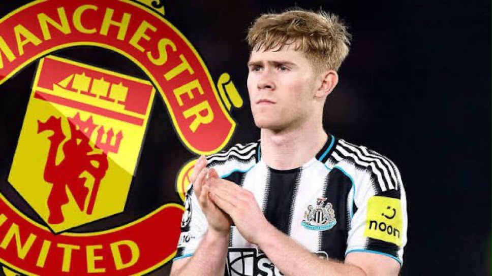 Manchester United interested in Lewis Hall (Photo credit: Softfootball media)