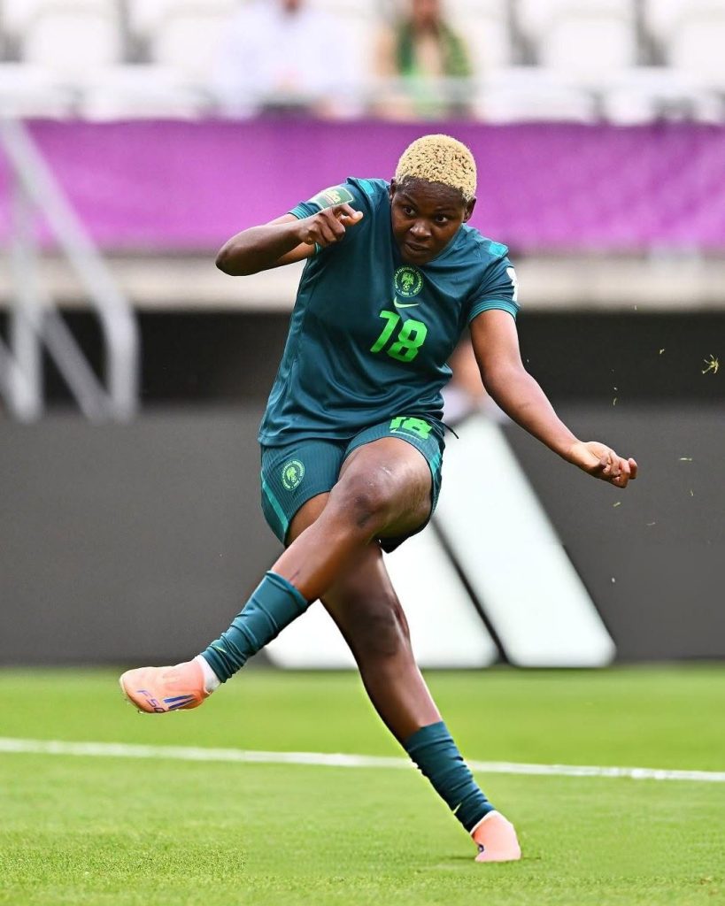 GOAL!
47' | England 0-2 Nigeria 🇳🇬
Janet Akekoromowei doubles Nigeria's lead! - Photo Credit : FIFA Women's World Cup, X
