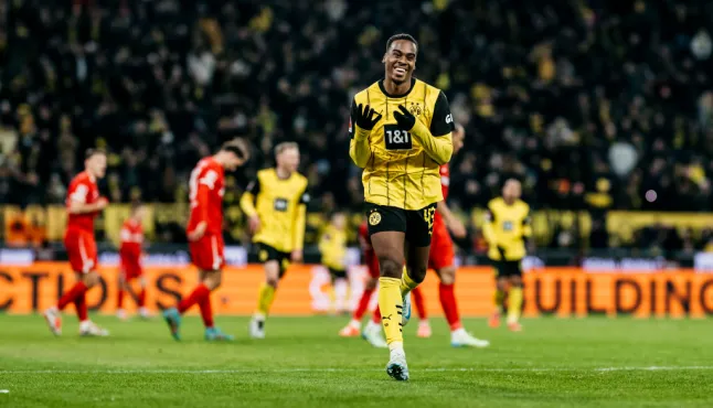 EPL Giants Battle for Dortmund’s £83m Rising Star