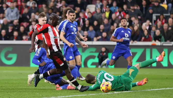 Ndidi in Leicester crushing 4-1 defeat at Brentford (Photo Credit: Getty)