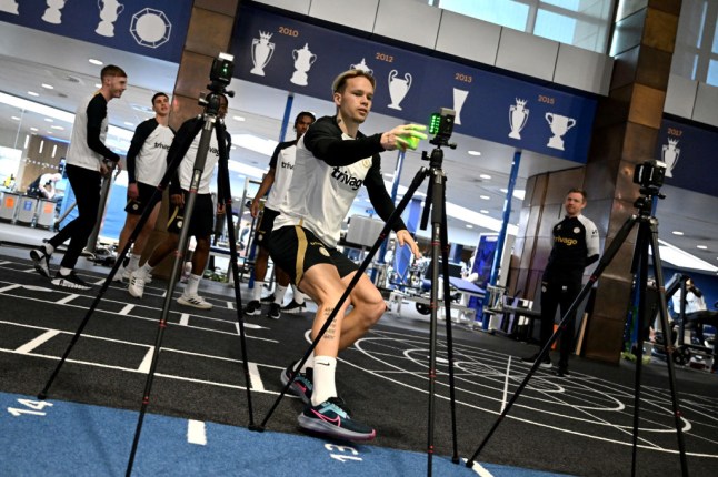 Mykhailo Mudryk Gym dedication (Photo Credit: Getty)