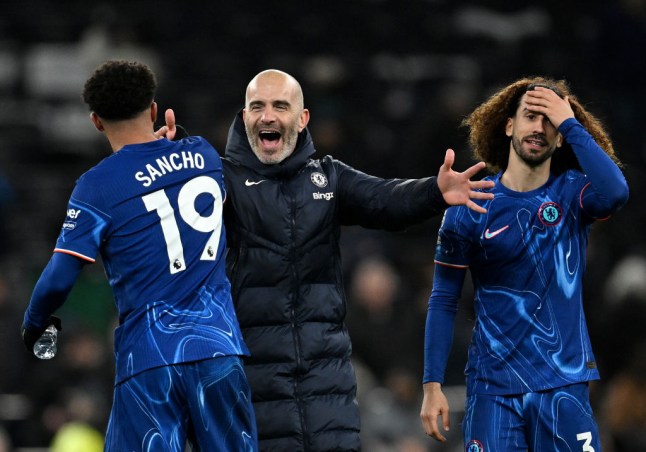 Enzo Maresca celebrates with players (Photo Credit: Getty)