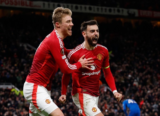 Bruno Fernandes & Rasmus Hojlund Celebrated The Goal Against Rangers (photo credit: Reuters)