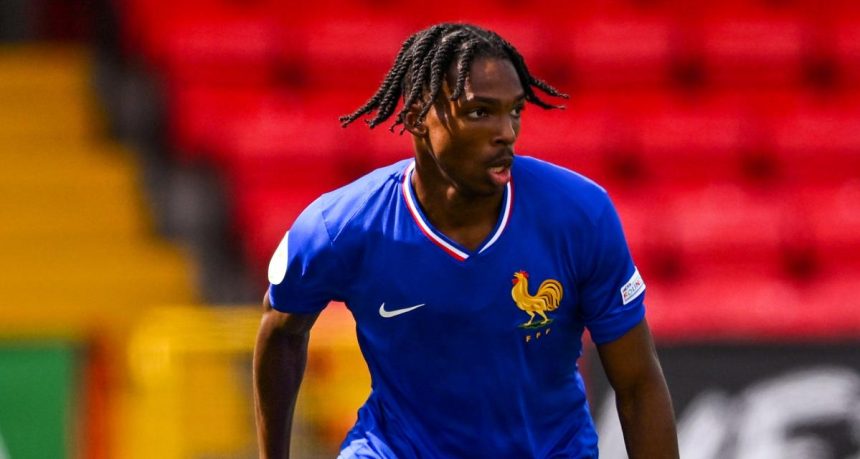 Arsenal launch bold move to sign French defender Jeremy from Rennes