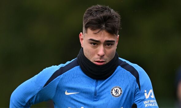 Aaron Anselmino set to join Borussia Dortmund