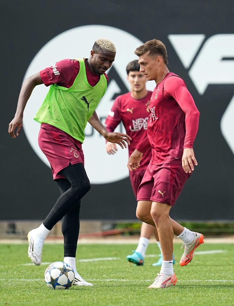 Galatsaray players in training ahead of the UCL game against Liverpool (Photo Credit: Galatasary Facebook page)