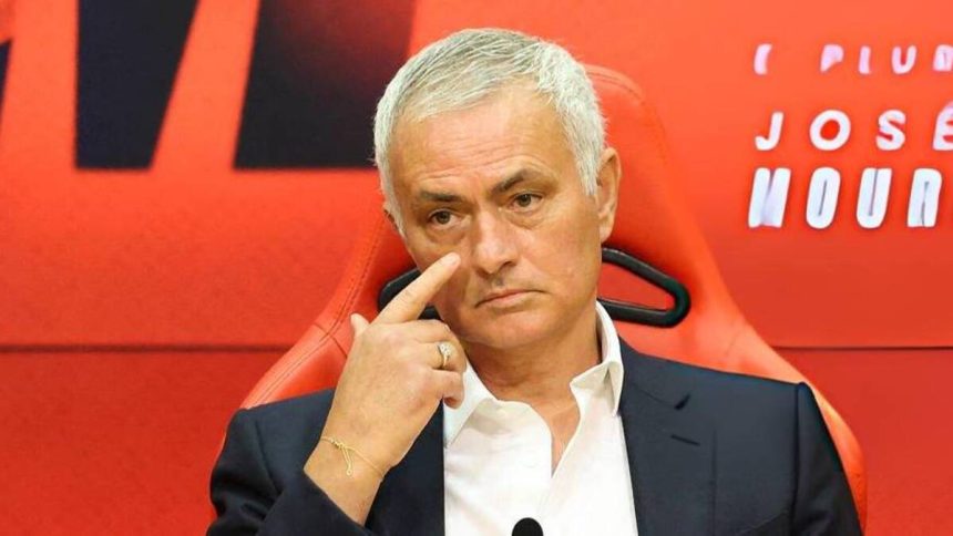 Jose Mourinho (Photo Credit: Benfica media)