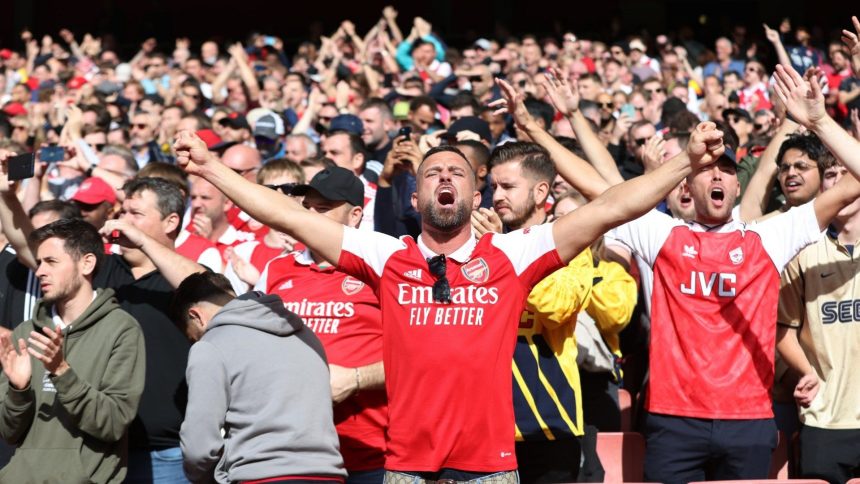 Arsenal fans celebrating Gabriel's goal (Photo: Arsenal media)
