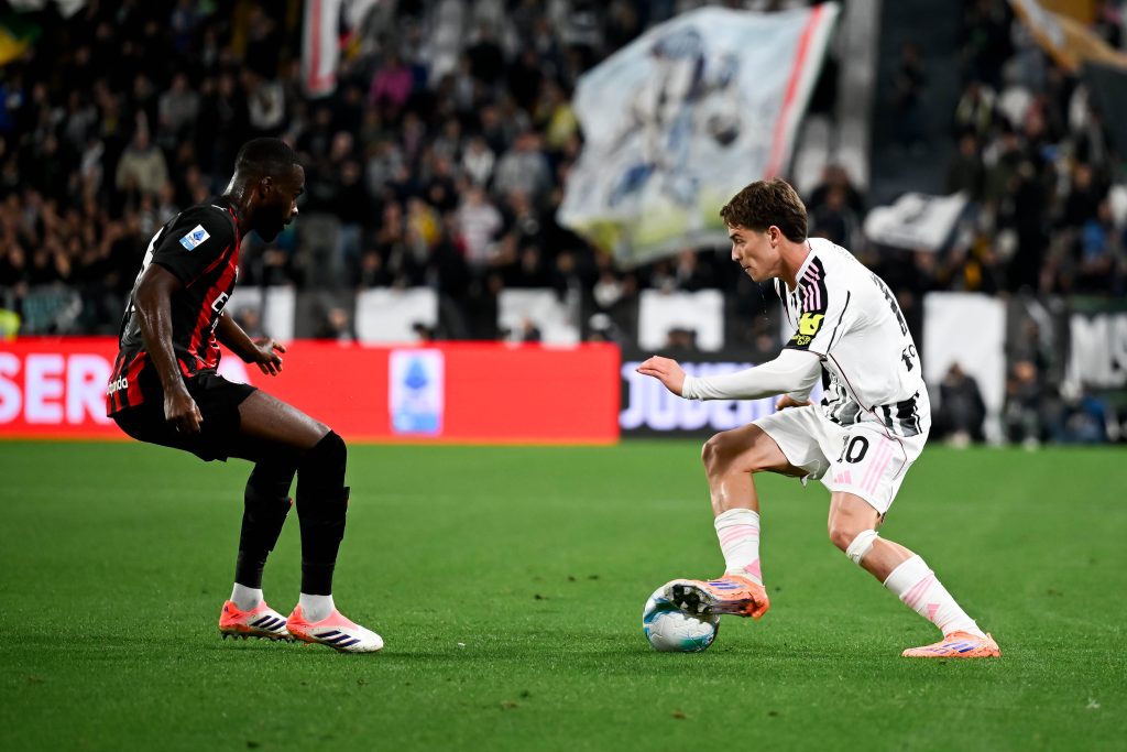 Ac Milan player Fikayo Tomori in action against Juventus Kenan Yildiz (Photo Credit: Juventus X handle)