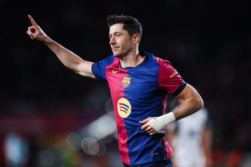 Robert Lewandowski (Photo Credit: Barcelona via X)