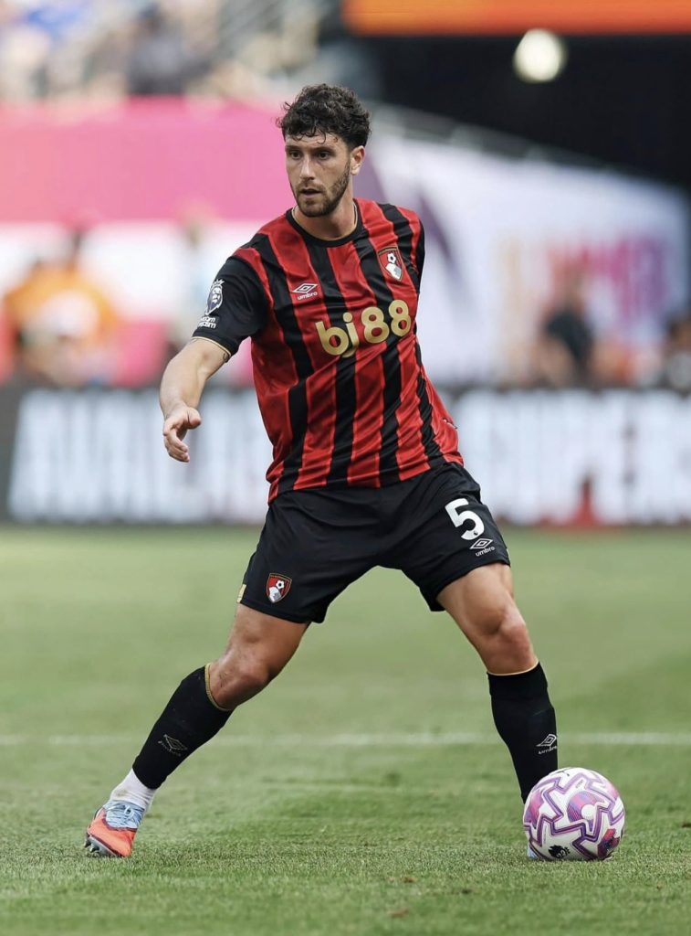  Marcos Senesi (Photo Credit: Bournemouth Media via X)