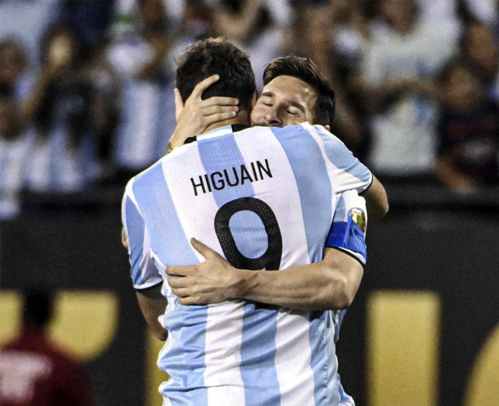 Gonzalo Higuain and Messi. (Photo Credit: Argentina national team Media).