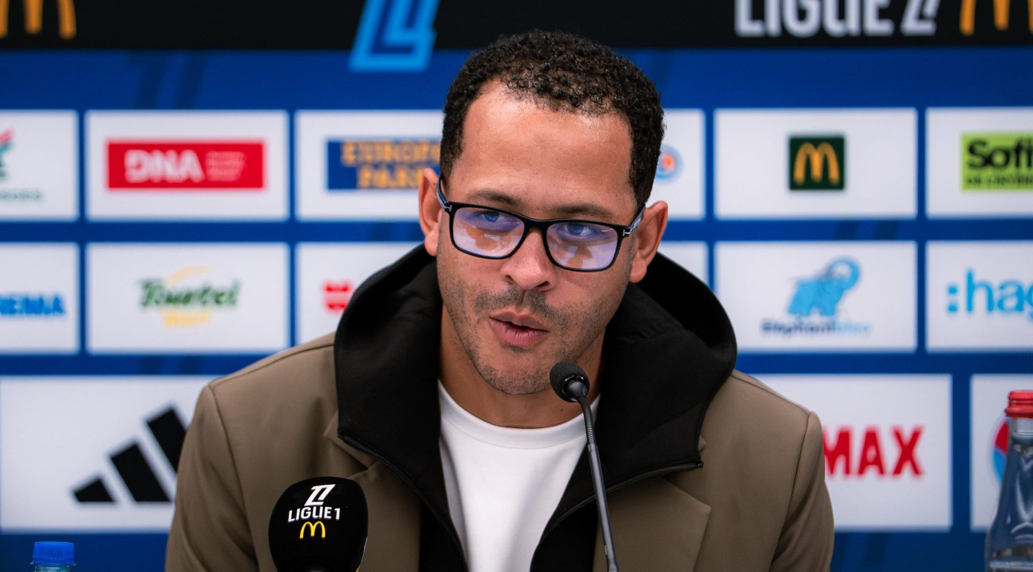 Liam Rosenior (Photo Credit: Strasbourg via X)
