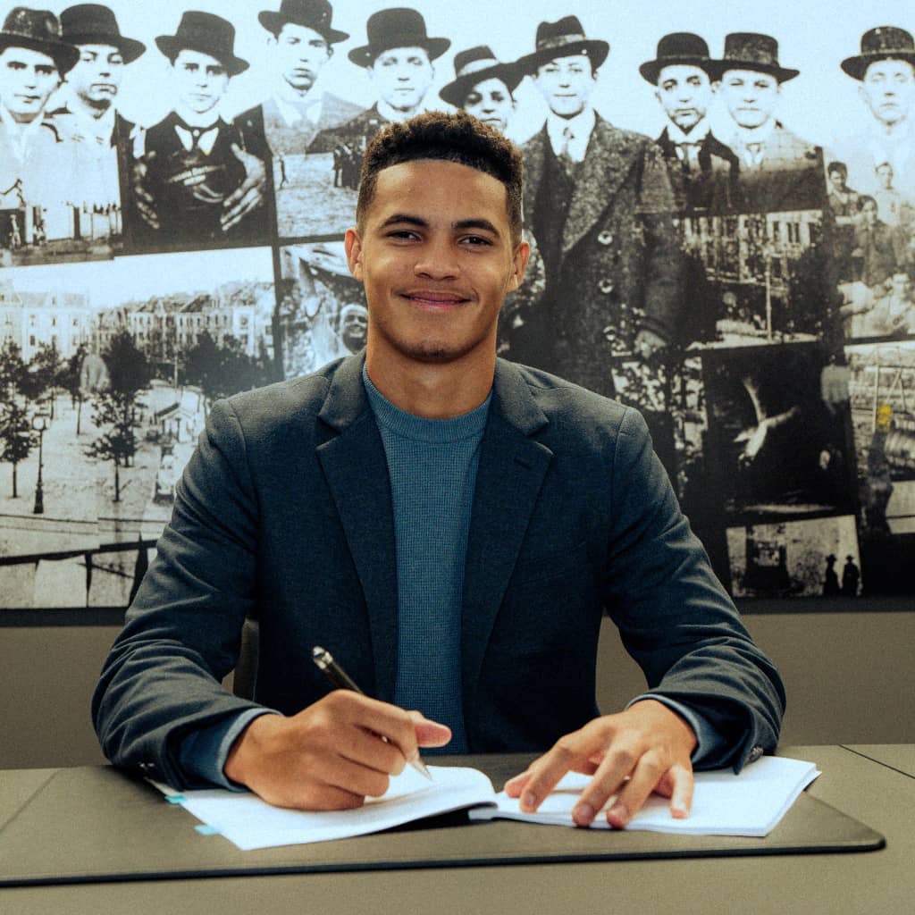 Borussia Dortmund complete the signing of Brazilian left-back Kauã Prates - Photo credit: Borussia Dortmund Media